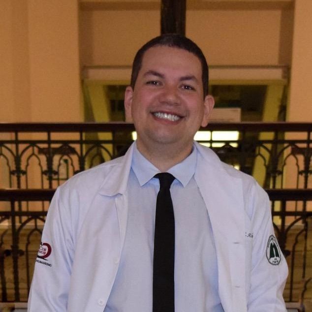 Dr. Gustavo Corrêa de Almeida, médico pneumologista